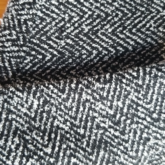 Talbots NWOT B/W herringbone blazer in lovely soft poly/rayon soft fabric, 1xp - Picture 2 of 9